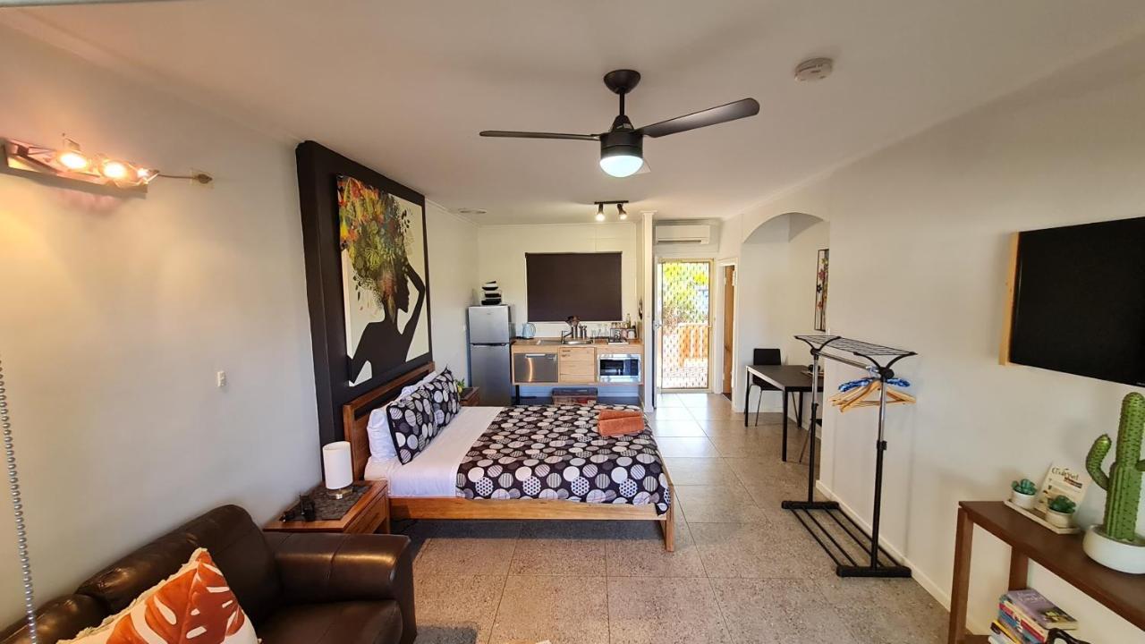 The Courtyard - Garden View Studio Port Pirie Exteriör bild
